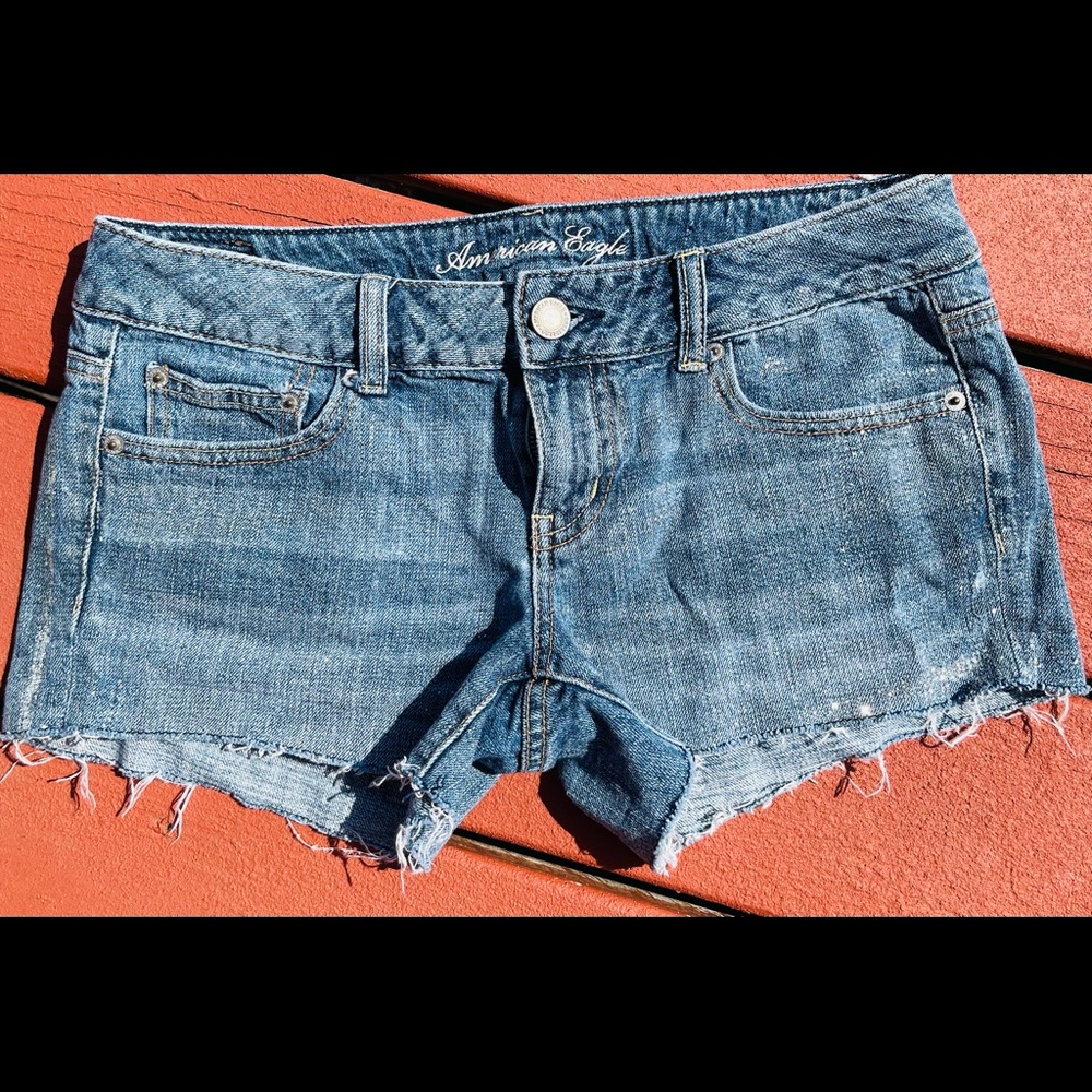 American Eagle Womans Shorts Metallic Glitter Cut Offs Distressed Denim SZ 6